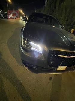 کرایسلەر 300